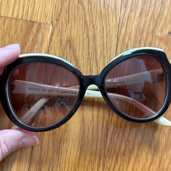 Marc by Marc Jacobs Large Sunglasses Brown and Cream Style MMJ 262/S - Picture 2 of 9